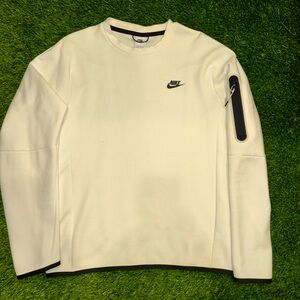 Nike sweatshirt